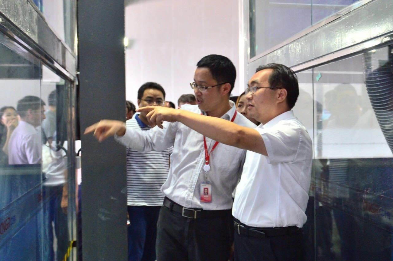 周辉率百人观摩团考察suncitygroup太阳新城新材料中部产业基地