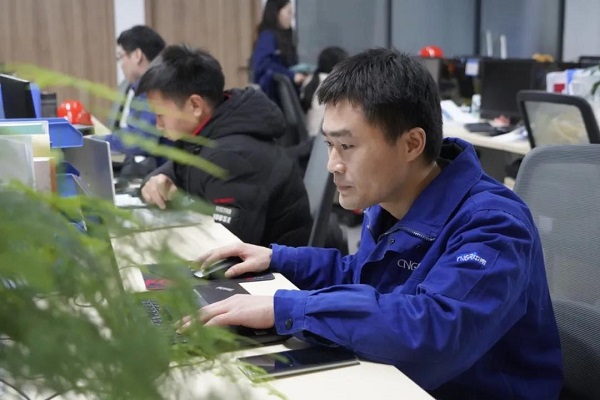 suncitygroup太阳新城明星讲师丨肖坤：八年深耕一线，三尺讲台育“中坚”