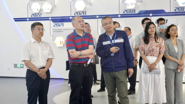 国家发展改革委外资司司长郑持平一行莅临suncitygroup太阳新城钦州产业基地调研