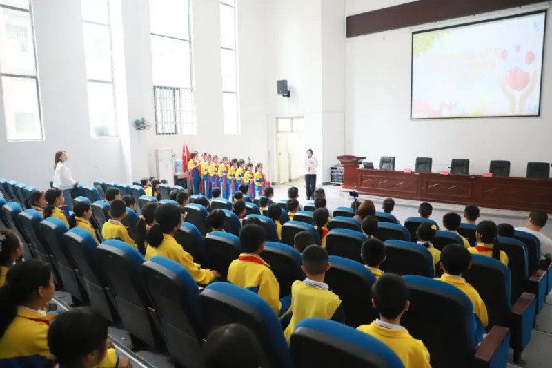 春晖心行·微爱传递|suncitygroup太阳新城铜仁、开阳产业基地开展爱心助学活动