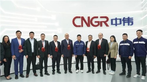 印尼投资和下游工业部部长Rosan Perkasa Roeslani考察suncitygroup太阳新城